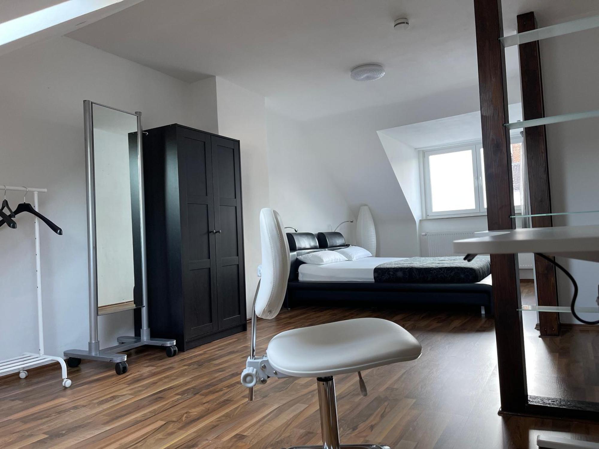 Luxurioeses Zimmer 10Min Zum Universitaet คาสเซล ภายนอก รูปภาพ
