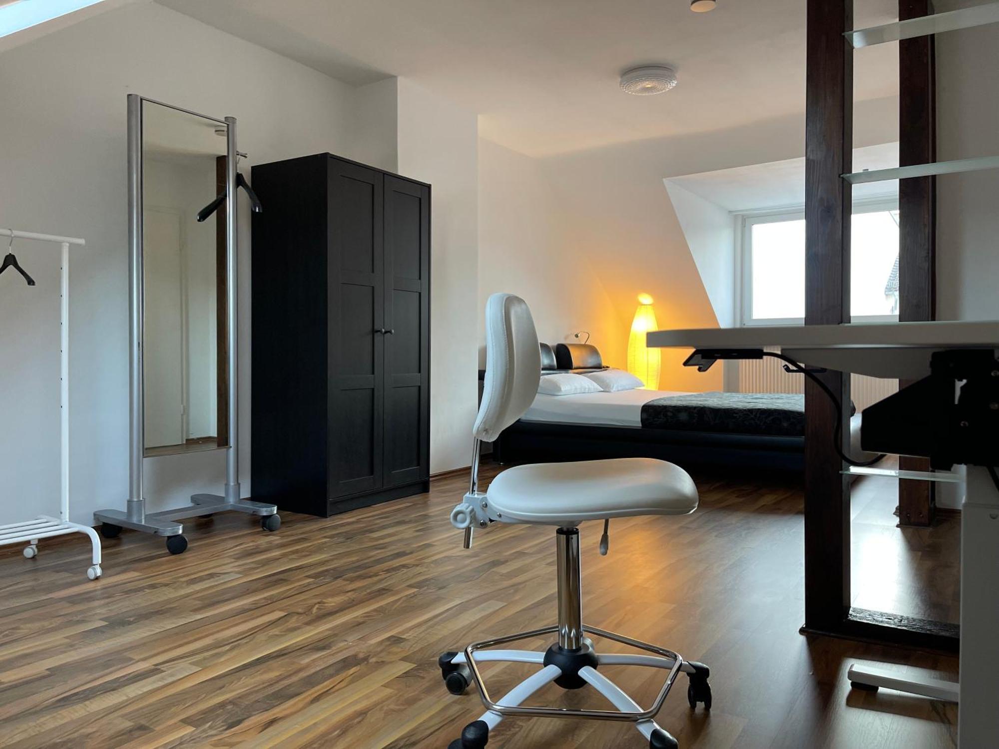Luxurioeses Zimmer 10Min Zum Universitaet คาสเซล ภายนอก รูปภาพ