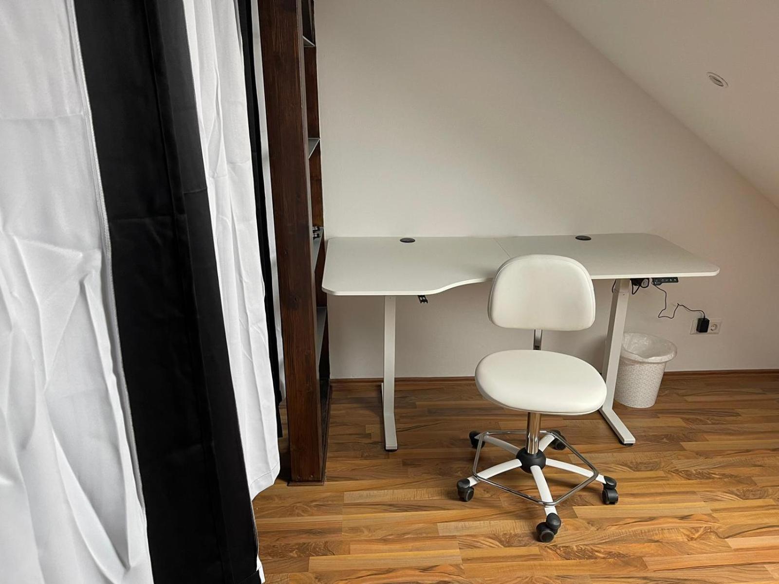 Luxurioeses Zimmer 10Min Zum Universitaet คาสเซล ภายนอก รูปภาพ